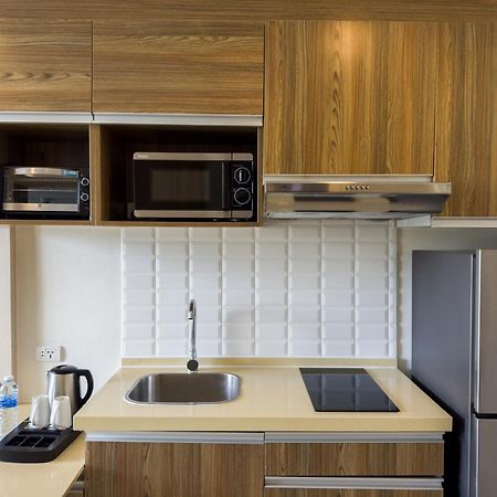 Ramada By Wyndham Bangkok Ten Ekamai Residences 외부 사진