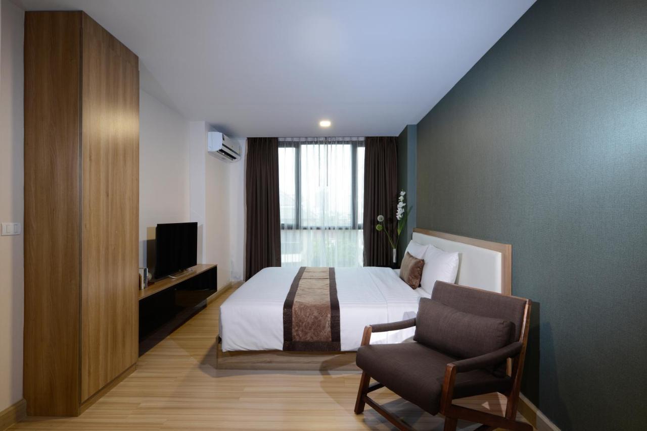 Ramada By Wyndham Bangkok Ten Ekamai Residences 외부 사진