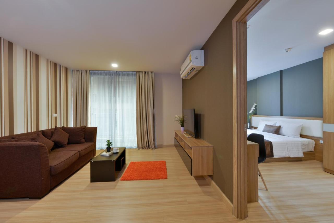 Ramada By Wyndham Bangkok Ten Ekamai Residences 외부 사진