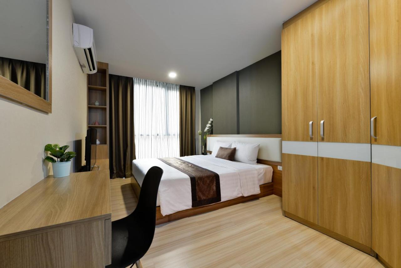 Ramada By Wyndham Bangkok Ten Ekamai Residences 외부 사진